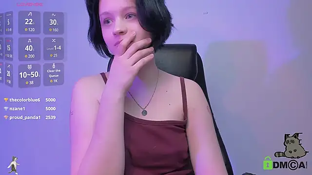 Snapshot of Alina_Mills chatting on December 2024 07:50:02 PM Alina Mills online show from December 2024 07:50:02 PM