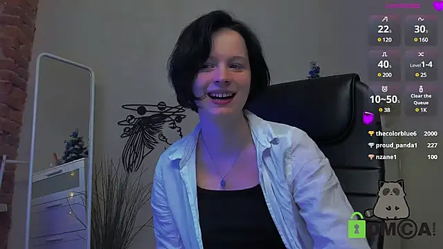 Snapshot of Alina_Mills chatting on December 2024 08:03:02 PM Alina Mills online show from December 2024 08:03:02 PM