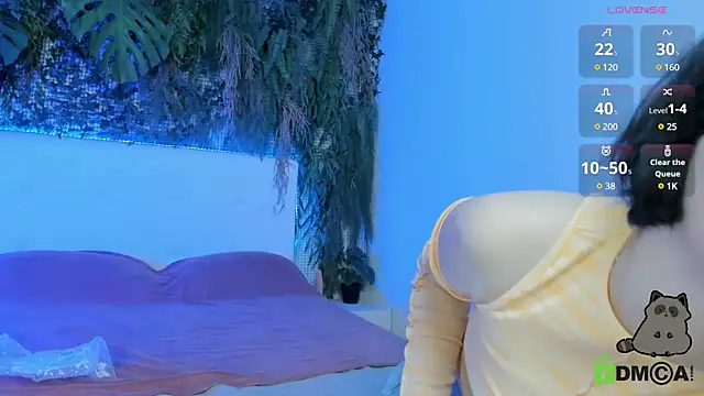 Snapshot of Alina_Mills chatting on January 2025 10:08:02 PM Alina Mills online show from January 2025 10:08:02 PM