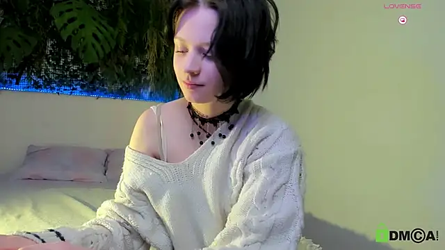 Snapshot of Alina_Mills chatting on February 2025 02:23:01 PM Alina Mills online show from February 2025 02:23:01 PM