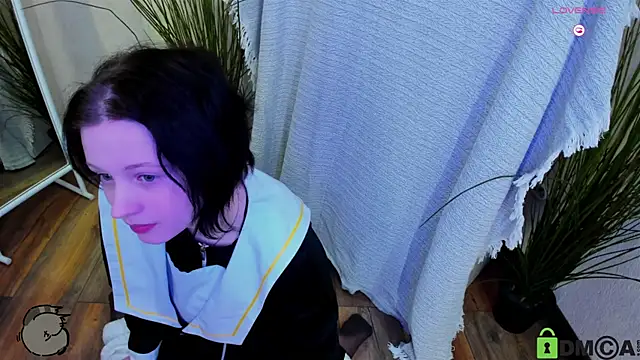 Snapshot of Alina_Mills chatting on March 2025 04:40:02 PM Alina Mills online show from March 2025 04:40:02 PM