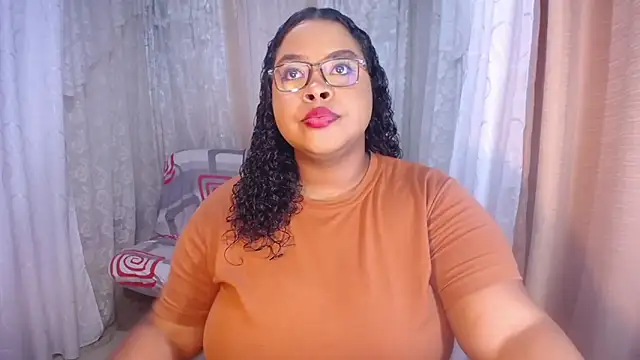 Snapshot of Ana_off_alana chatting on February 2025 08:56:01 PM Ana off alana online show from February 2025 08:56:01 PM