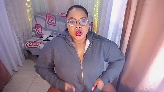 Snapshot of Ana_off_alana chatting on February 2025 01:09:01 AM Ana off alana online show from February 2025 01:09:01 AM