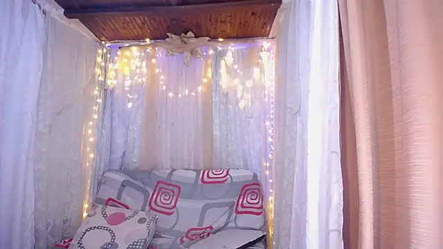 Snapshot of Ana_off_alana chatting on February 2025 02:28:02 AM Ana off alana online show from February 2025 02:28:02 AM