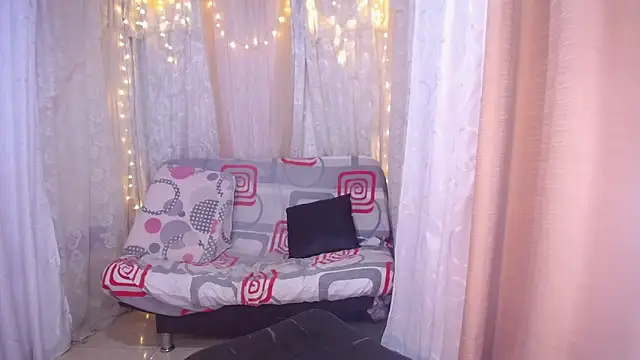 Snapshot of Ana_off_alana chatting on February 2025 06:12:01 PM Ana off alana online show from February 2025 06:12:01 PM