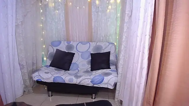 Snapshot of Ana_off_alana chatting on March 2025 12:17:01 AM Ana off alana online show from March 2025 12:17:01 AM