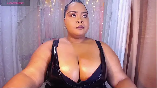 Snapshot of Ana_off_alana chatting on October 2025 11:02:01 PM Ana off alana online show from October 2025 11:02:01 PM