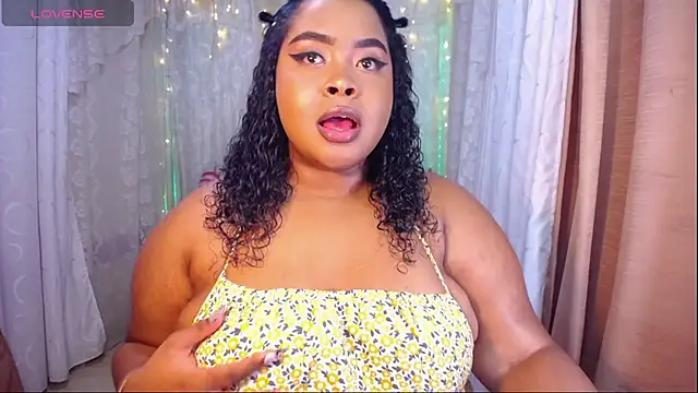 Snapshot of Ana_off_alana chatting on October 2025 11:25:02 PM Ana off alana online show from October 2025 11:25:02 PM