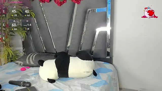 Black Rose2 online show from March 2025 11:40:01 AM