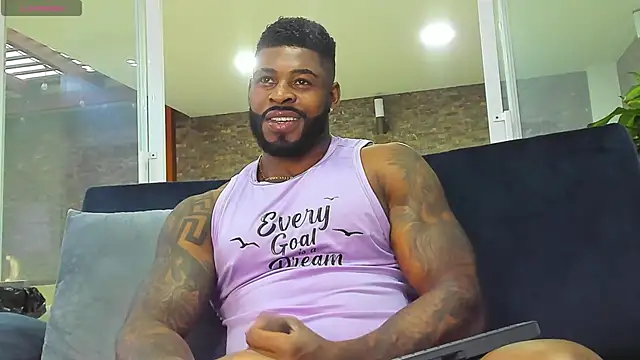 Makonneen online show from December 2024 10:04:02 PM