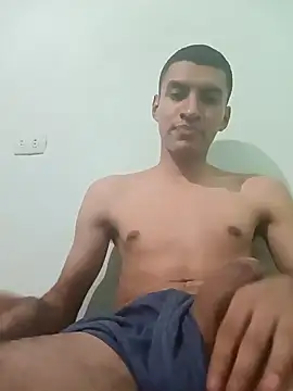 Rogersmit2 online show from December 2024 09:00:02 PM