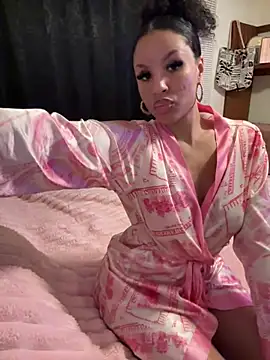 thatonelightskinn online show from February 2025 03:56:02 AM