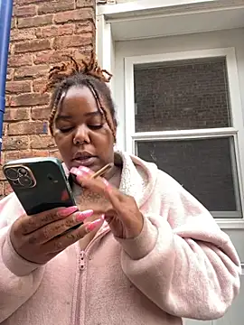 Goddess Nafeesha online show from October 2025 07:36:02 PM