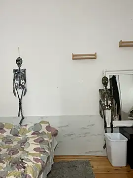 Goddess Nafeesha online show from November 2025 03:23:01 PM