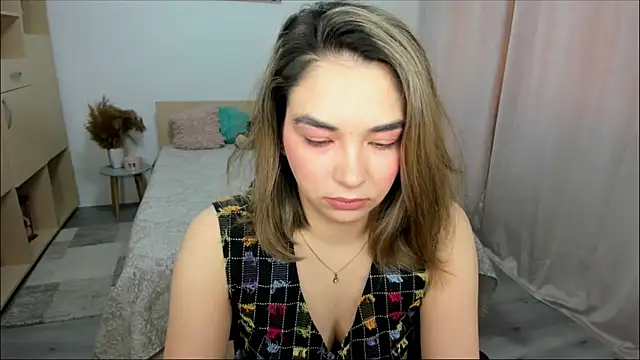 Alexa Dolly12 online show from March 2026 06:50:01 AM