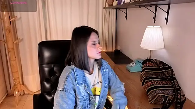 Alice milf  online show from January 2026 11:13:01 AM