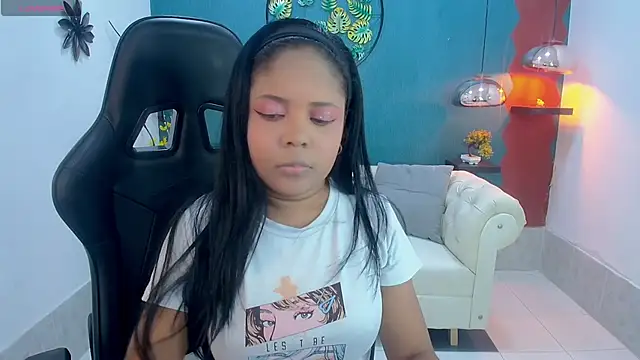 Melikasweetz online show from March 2026 05:08:01 PM