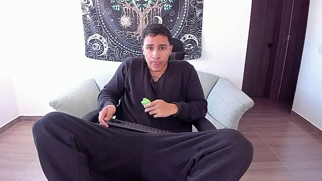 JayMarcos  online show from January 2025 07:15:01 PM