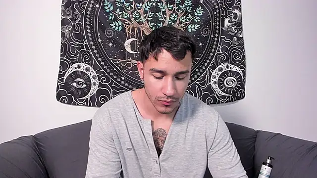 JayMarcos  online show from January 2025 12:43:02 AM