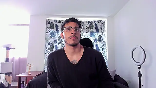 JayMarcos  online show from November 2025 03:45:01 PM