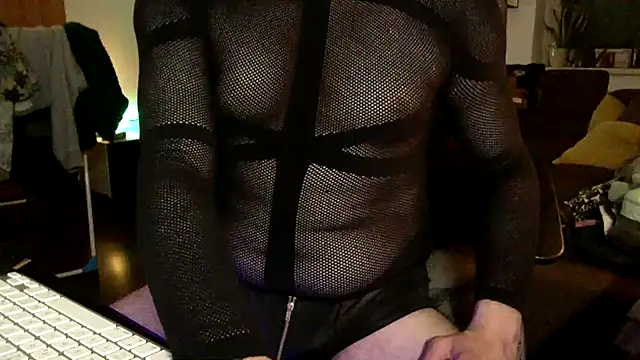 tomz0819 online show from October 2025 01:23:01 AM