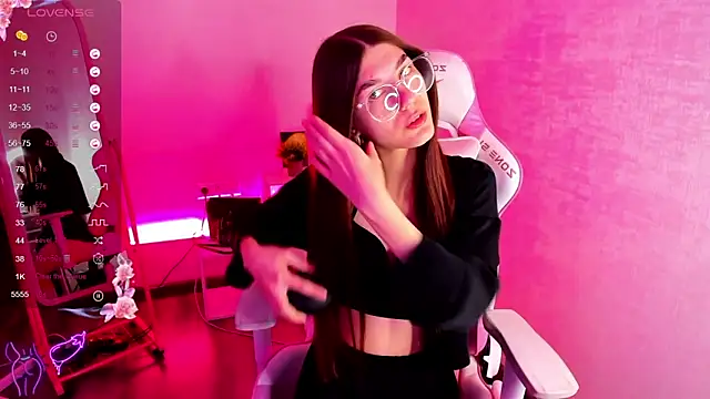 Snapshot of toooyour chatting on January 2025 01:06:01 AM toooyour online show from January 2025 01:06:01 AM