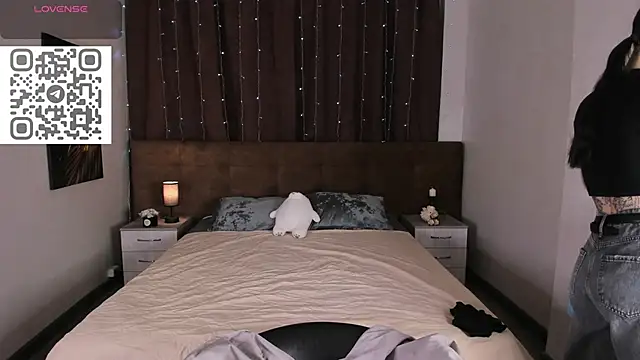 Snapshot of toooyour chatting on September 2025 11:15:01 PM toooyour online show from September 2025 11:15:01 PM