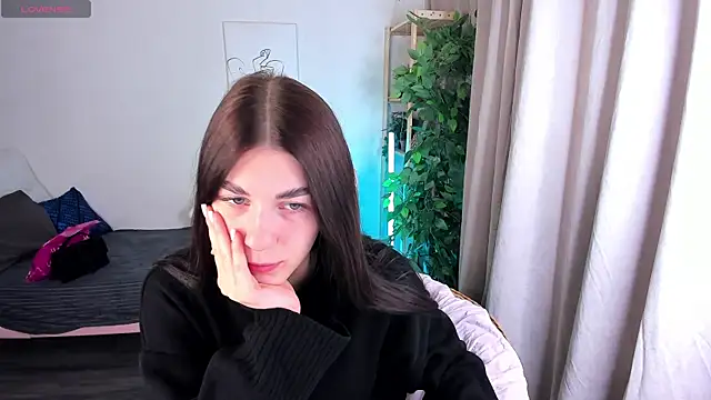 Snapshot of toooyour chatting on October 2025 10:18:02 PM toooyour online show from October 2025 10:18:02 PM