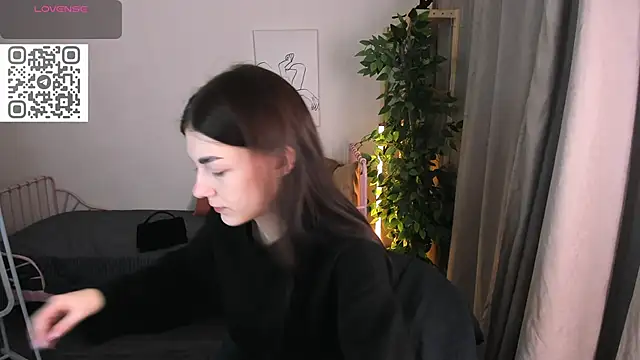 Snapshot of toooyour chatting on November 2025 10:10:02 PM toooyour online show from November 2025 10:10:02 PM