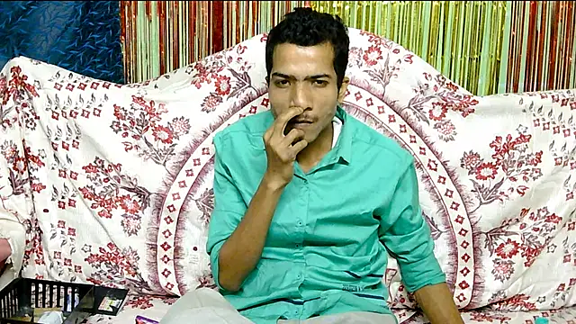 Alex Suman25 online show from February 2025 04:14:02 PM