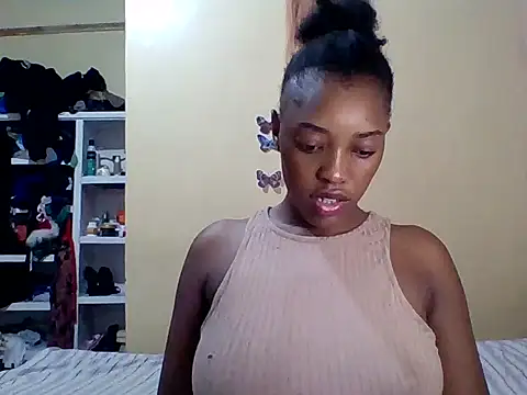 Zara Twilight online show from January 2026 10:35:02 PM