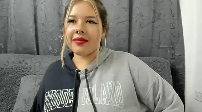 LinaBrowm online show from January 2025 02:02:01 AM