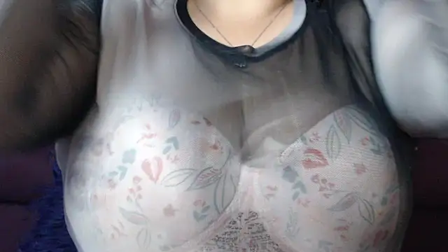 LinaBrowm online show from February 2025 07:49:01 PM