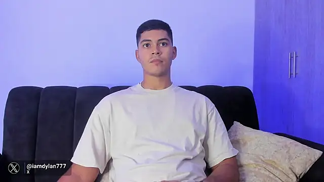 Iamdylan777 online show from December 2024 07:27:02 PM