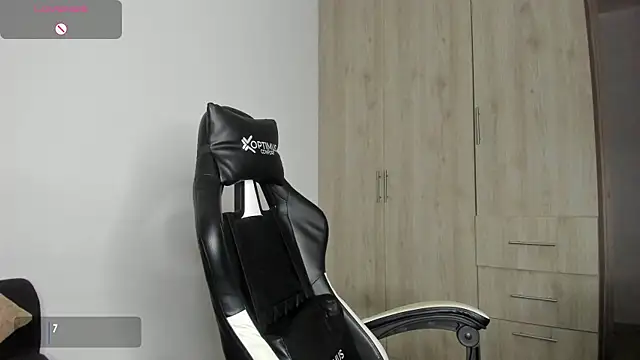 Iamdylan777 online show from January 2025 06:46:02 AM