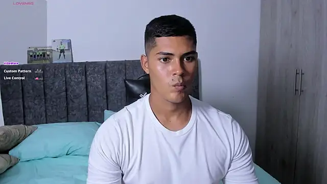 Iamdylan777 online show from November 2025 10:23:02 PM