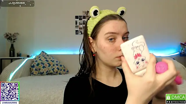 MurrrWorren online show from February 2025 05:44:02 AM