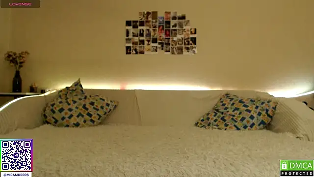 MurrrWorren online show from February 2025 03:10:02 PM