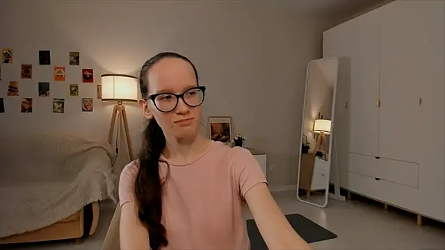 BettyBrowni online show from March 2025 07:16:01 PM