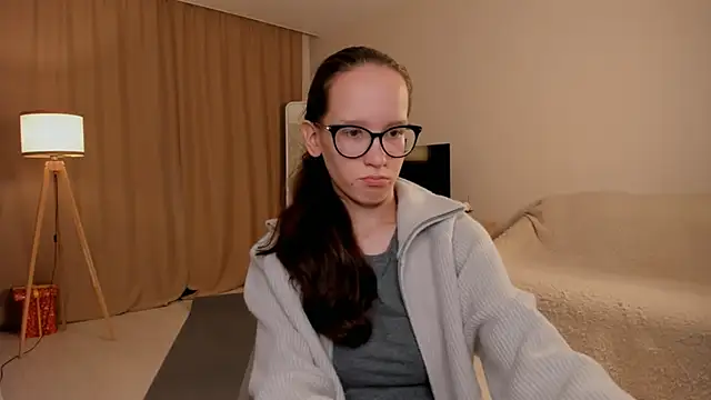 BettyBrowni online show from September 2025 04:10:02 PM