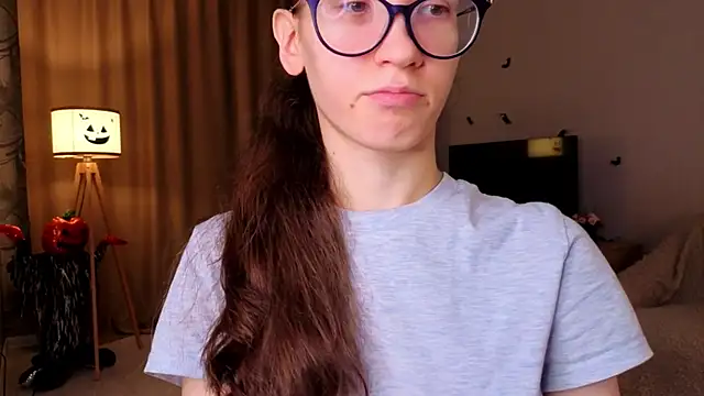 BettyBrowni online show from November 2025 04:07:02 PM