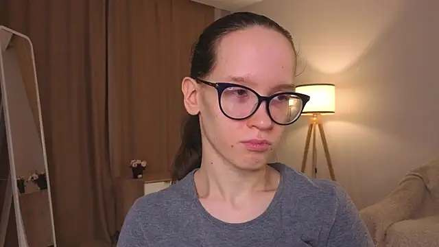 Snapshot of BettyBrowni chatting on February 2026 04:14:02 PM BettyBrowni online show from February 2026 04:14:02 PM