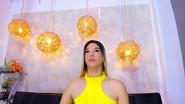 victoria aleia  online show from February 2025 10:40:01 PM