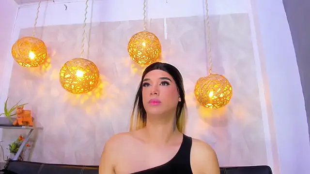 victoria aleia  online show from February 2025 08:10:02 PM