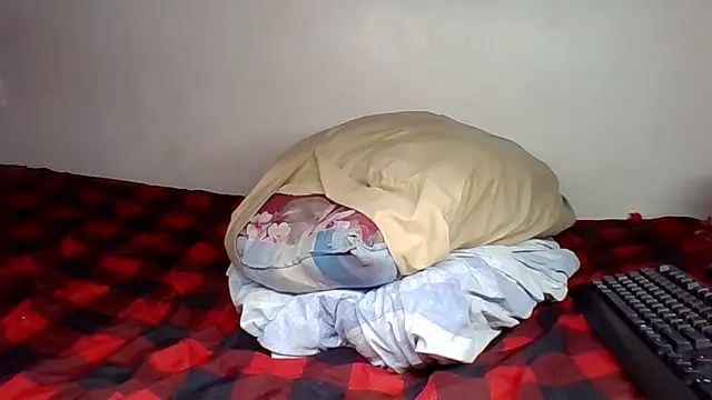 Snapshot of Precious_Diva chatting on May 2026 11:31:01 PM Precious Diva online show from May 2026 11:31:01 PM