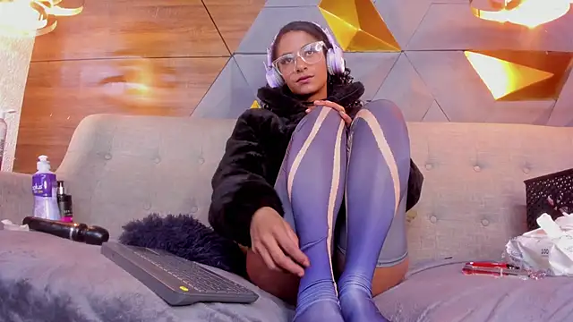 sarah banks1 online show from January 2025 10:15:02 PM