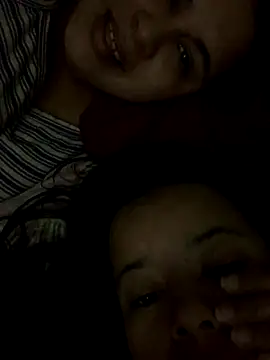 twocurvylatins online show from September 2025 05:18:02 PM