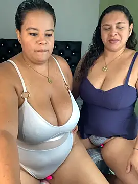 twocurvylatins online show from July 2026 10:23:01 AM