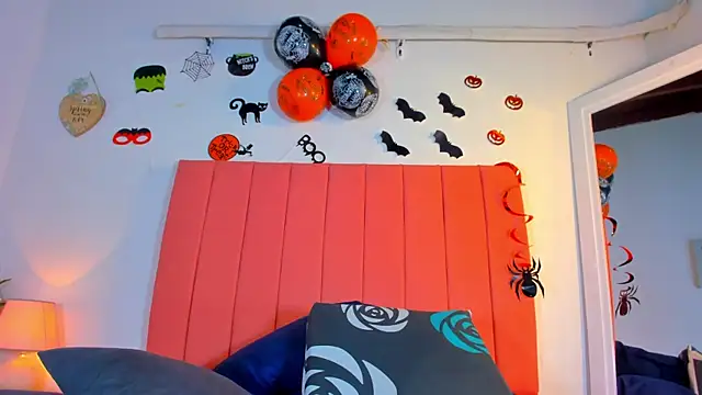 valen rose0 online show from October 2025 12:07:02 PM