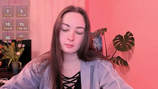 cClandesTina online show from March 2025 05:29:01 PM